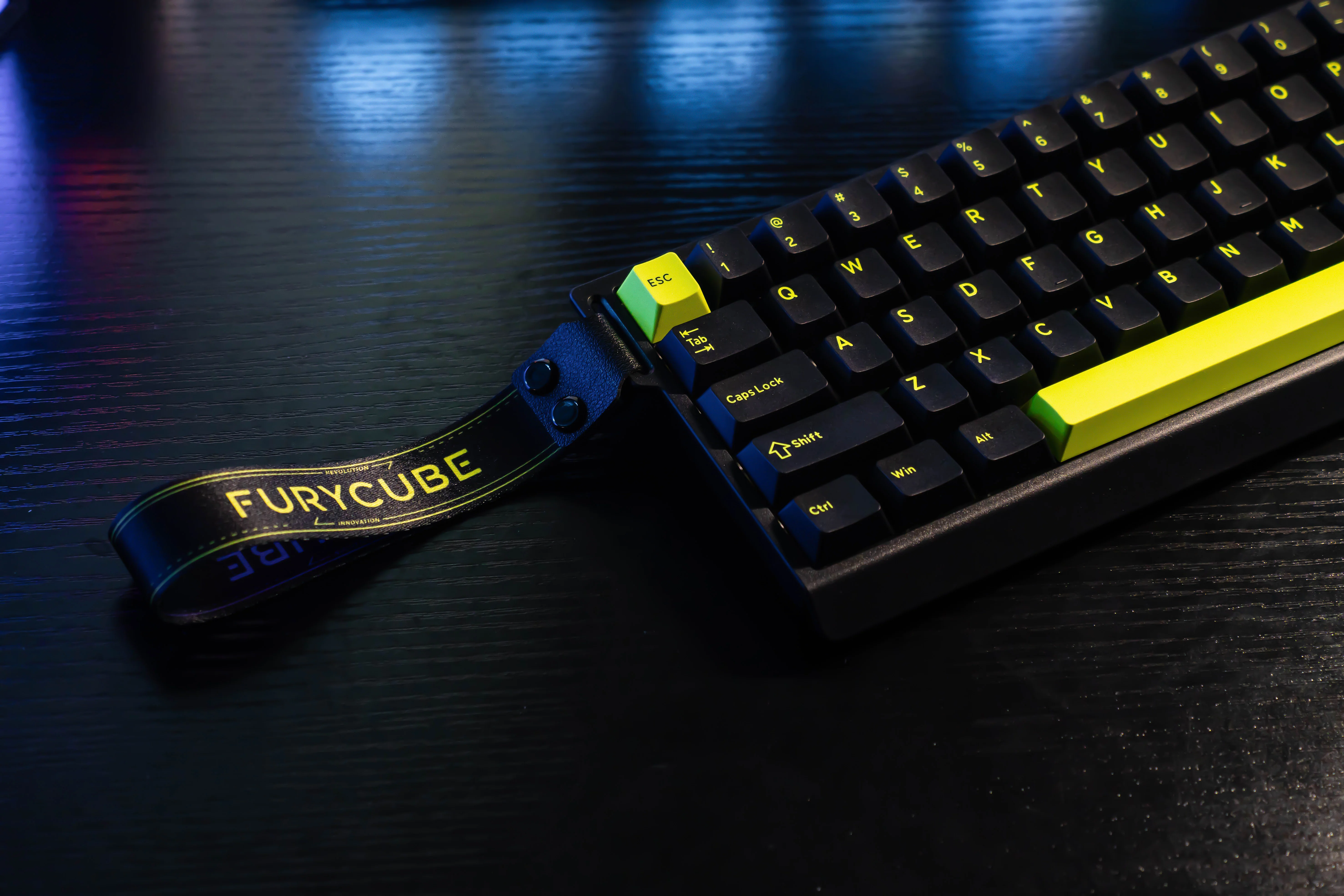 M68HE Black Green Keyboard - Image 3